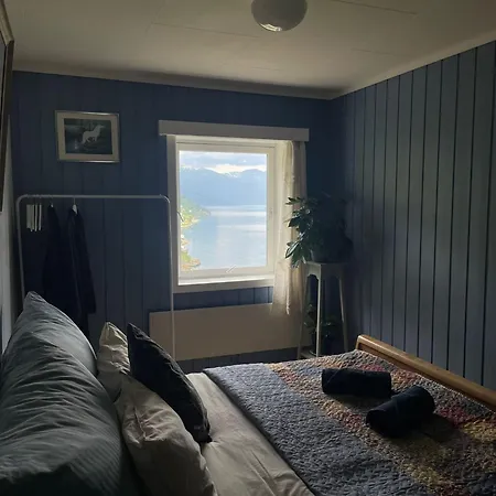 Fjord House مزرعة للإقامة *