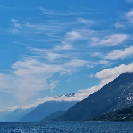 Fjord House Hardanger *