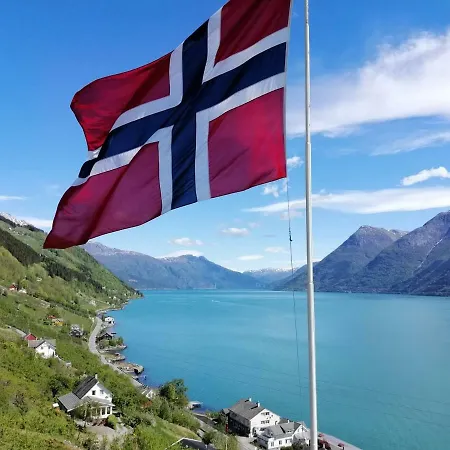 Vakantieboerderij Fjord House Hardanger *